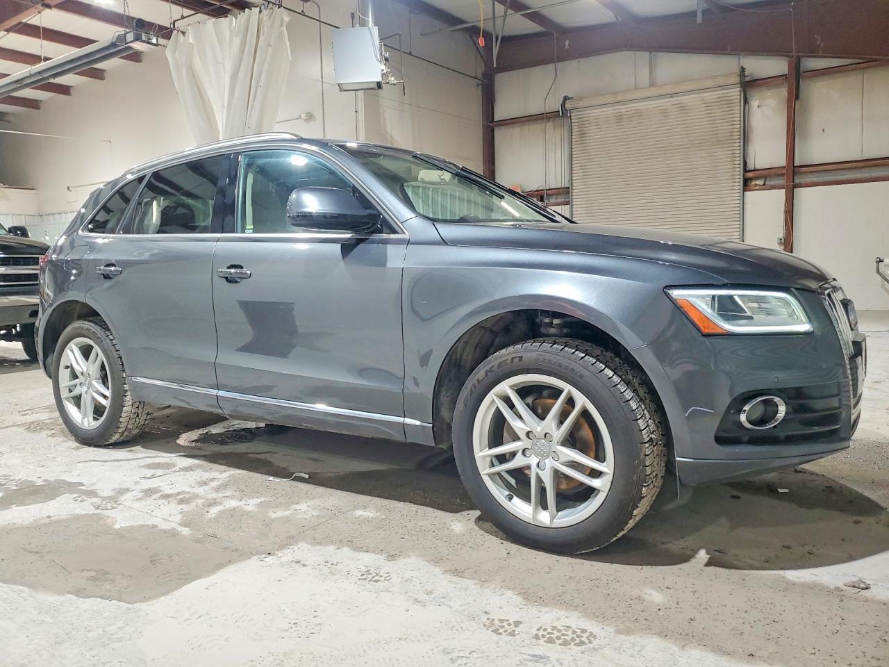 2017 Audi Q5 Premium - Image 4