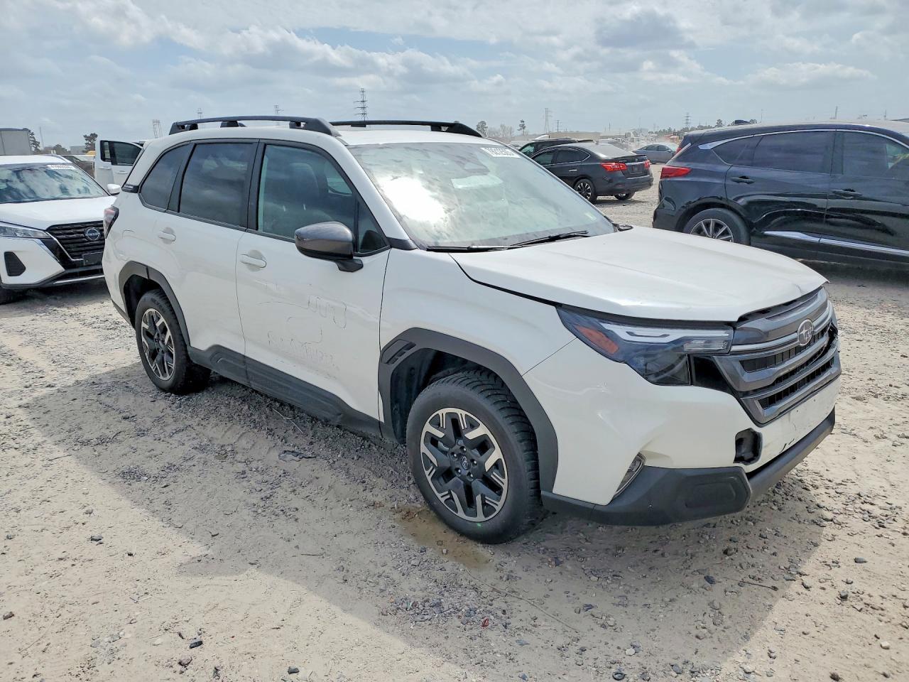 2025 Subaru Forester Premium - Image 4