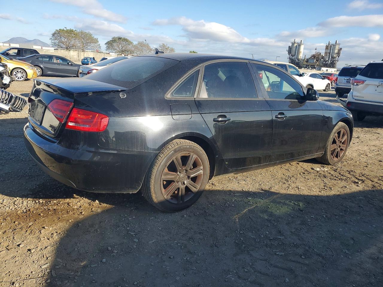 2009 Audi A4 Premium Plus - Фото 3