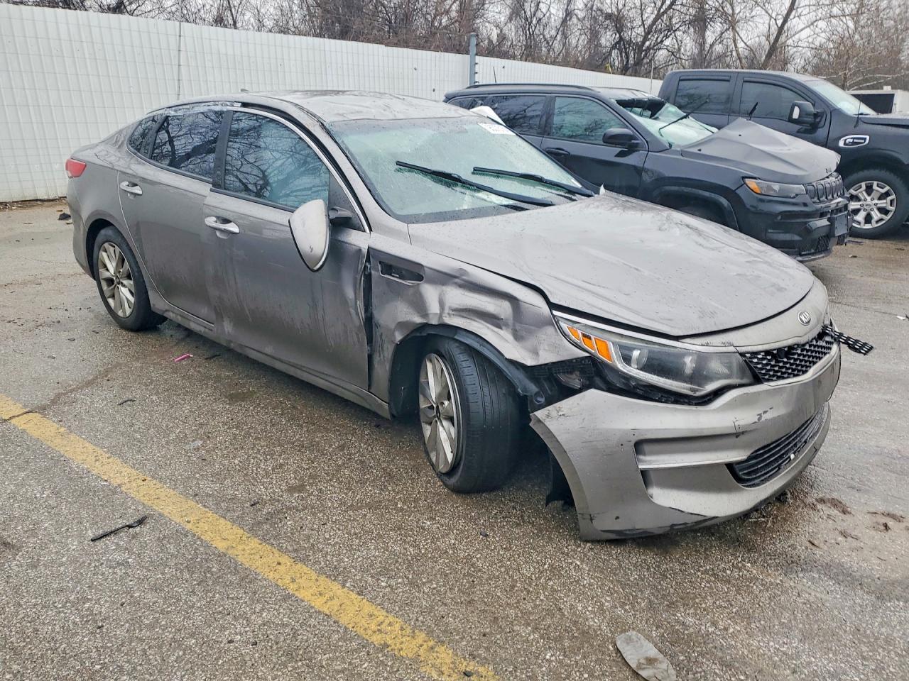 2016 Kia Optima Ex - Image 4