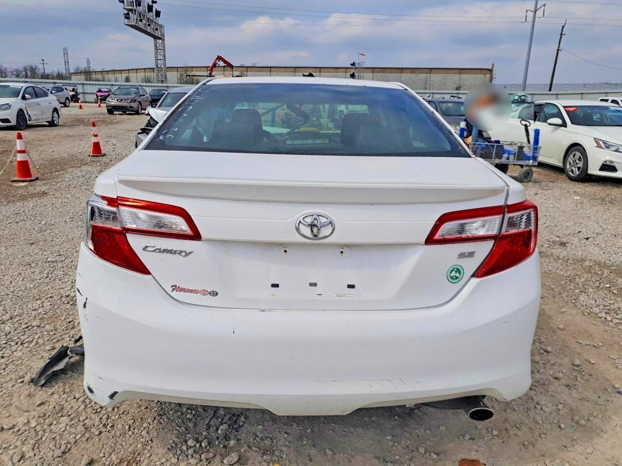 2013 Toyota Camry Se - Фото 6
