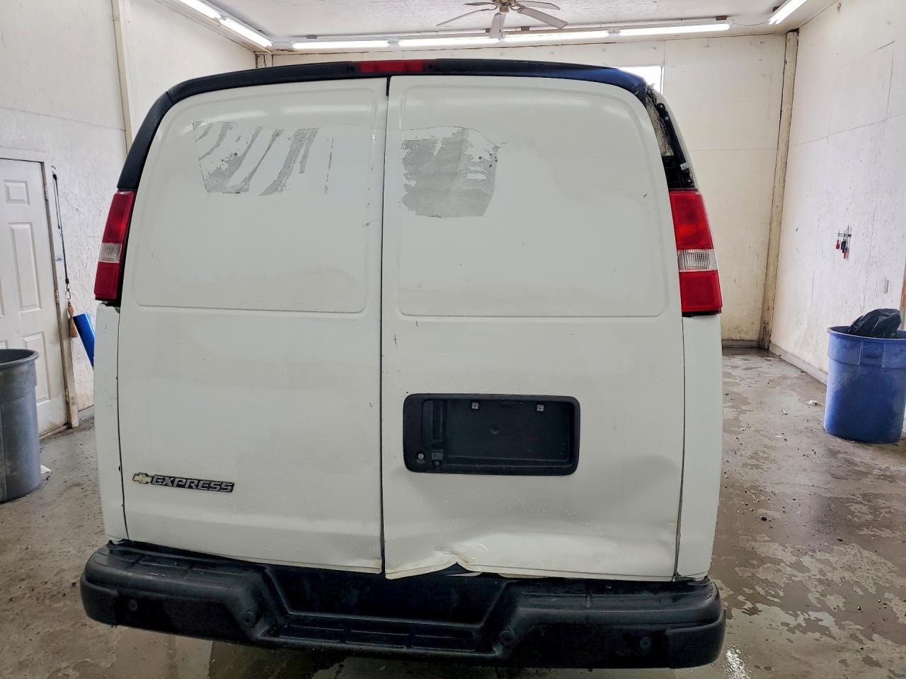 2020 Chevy Express G2500 Cargo - R & D - Pri Fleet - Ck Eng Lt On - Фото 6