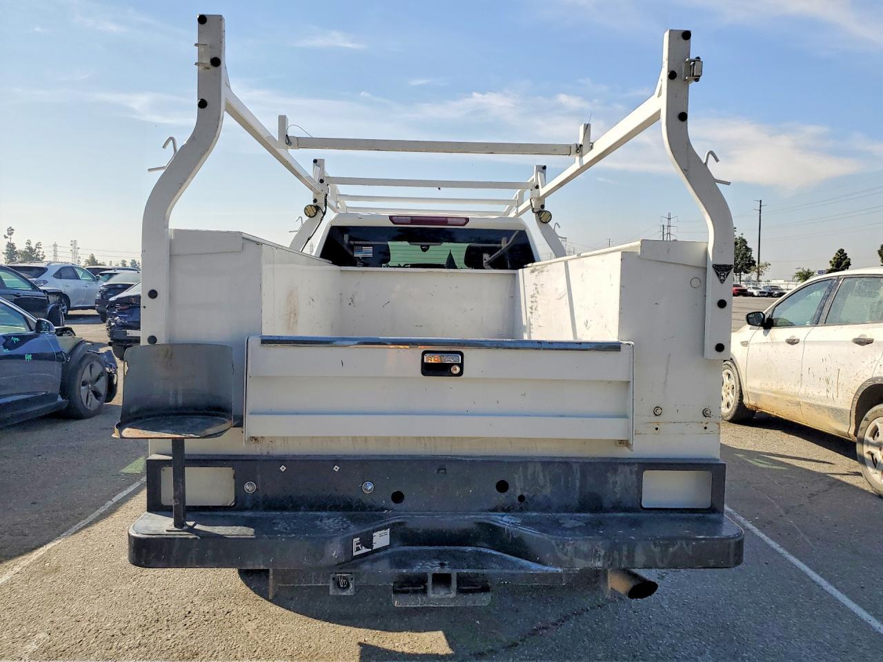 2022 Chevrolet Silverado C2500 Heavy Duty - Фото 6