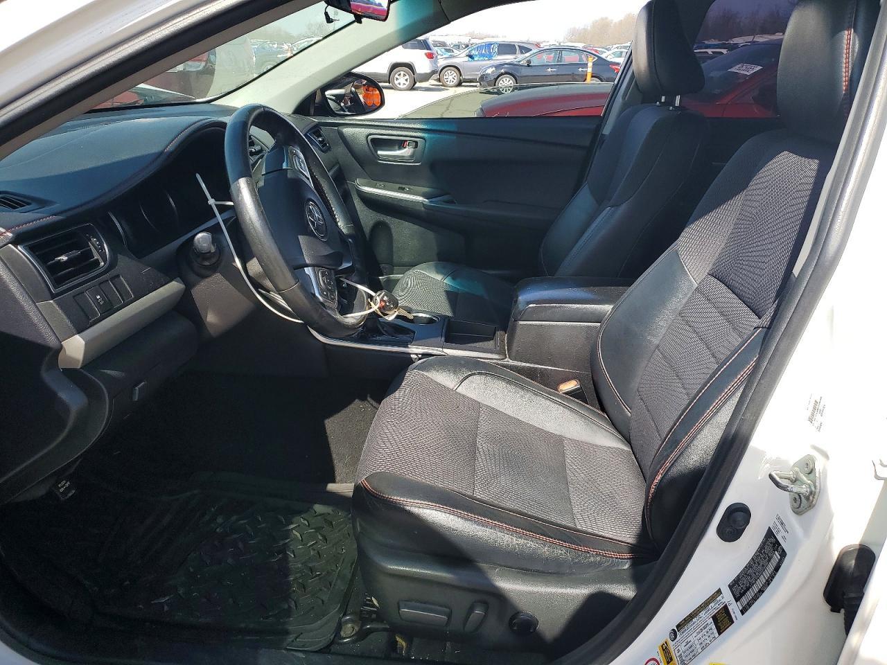 2016 Toyota Camry Se - Фото 7