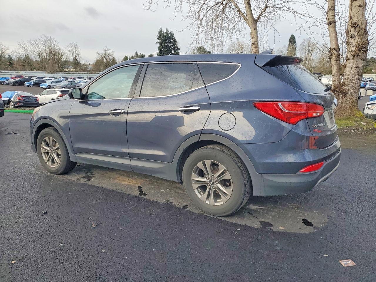 2016 Hyundai Santa Fe Sport 2.4L - Image 2