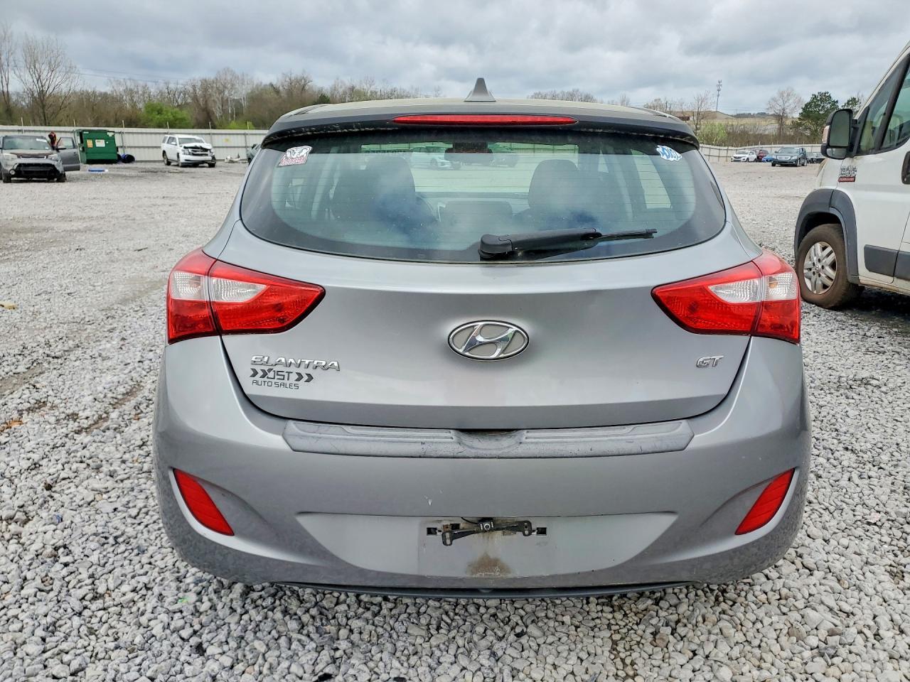 2013 Hyundai Elantra Gt Base - Image 6