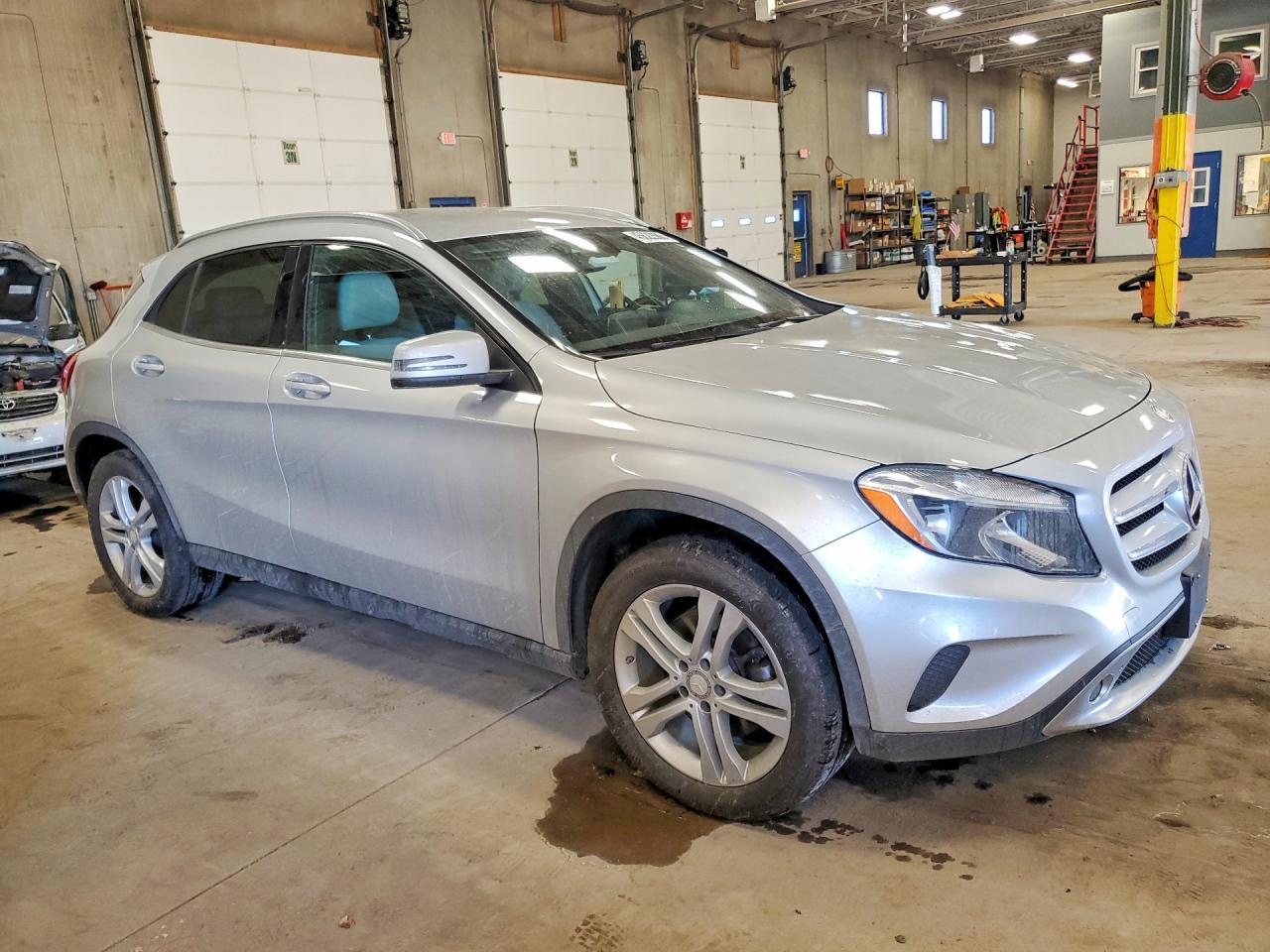 2016 Mercedes-Benz Gla 250 4Matic - Image 4