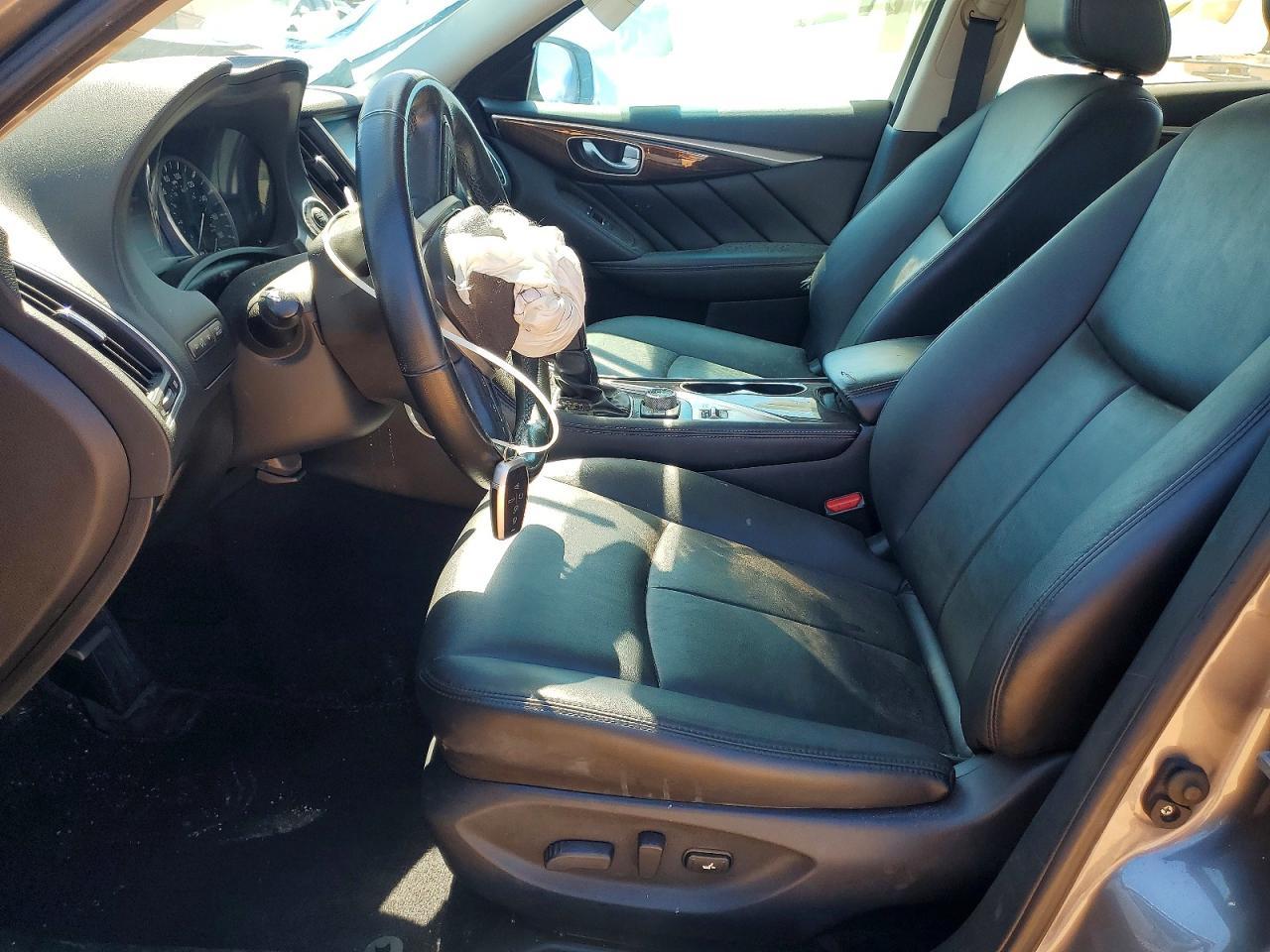 2018 Infiniti Q50 3.0T Luxe - Фото 7