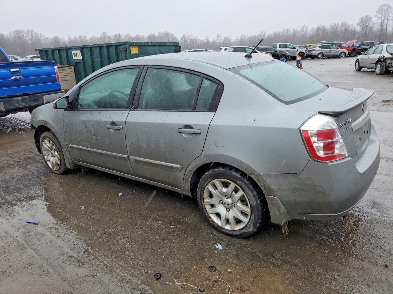 2011 Nissan Sentra 2.0 - Фото 2