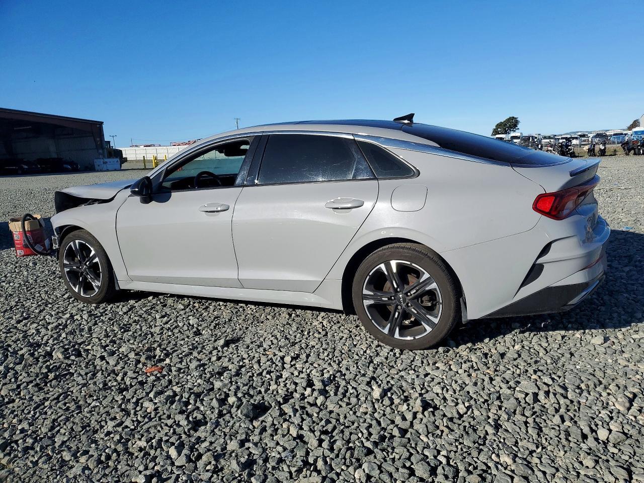 2022 Kia K5 Gt-Line - Фото 2
