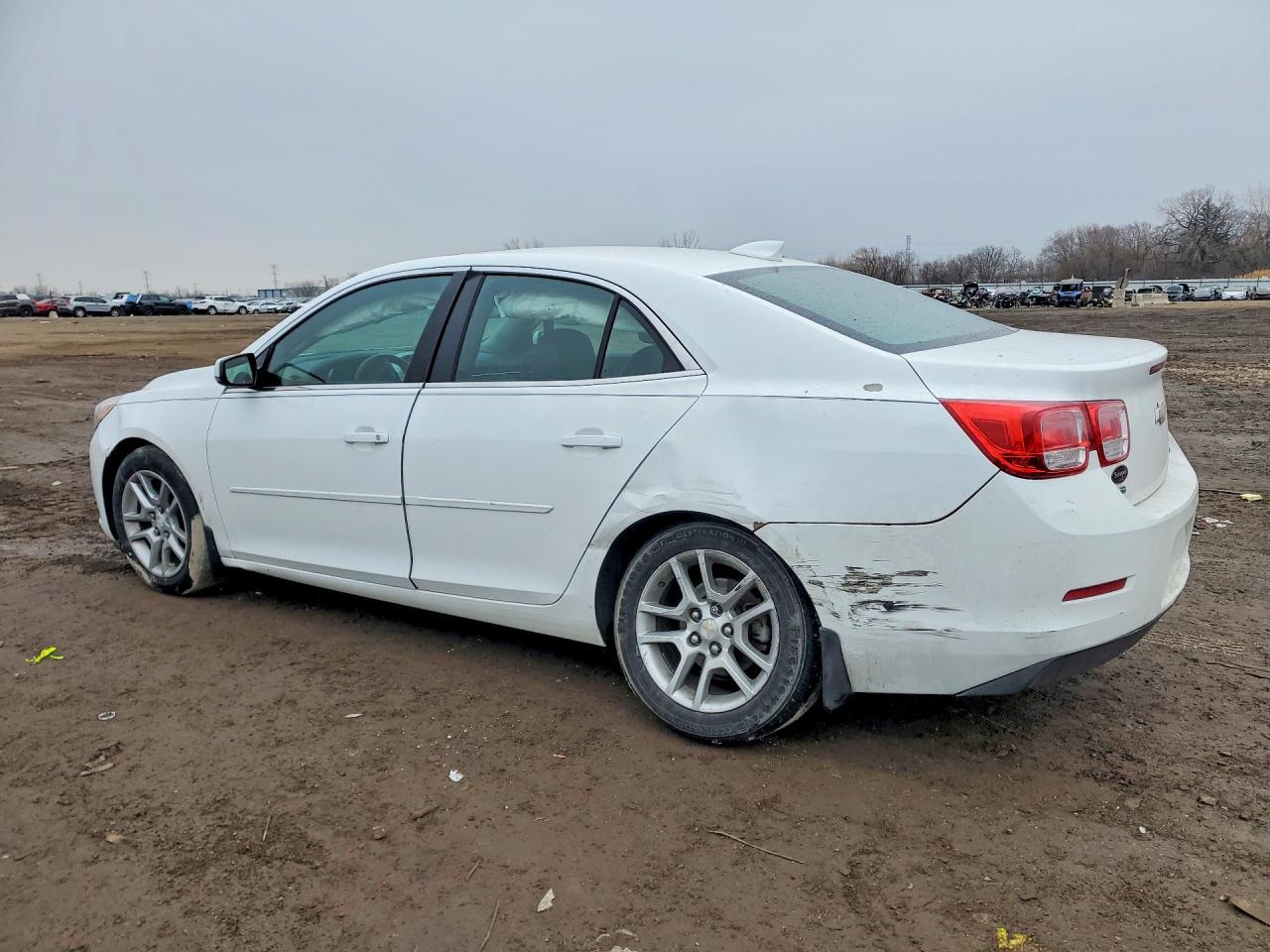 2016 Chevrolet Malibu Limited Lt - Image 2
