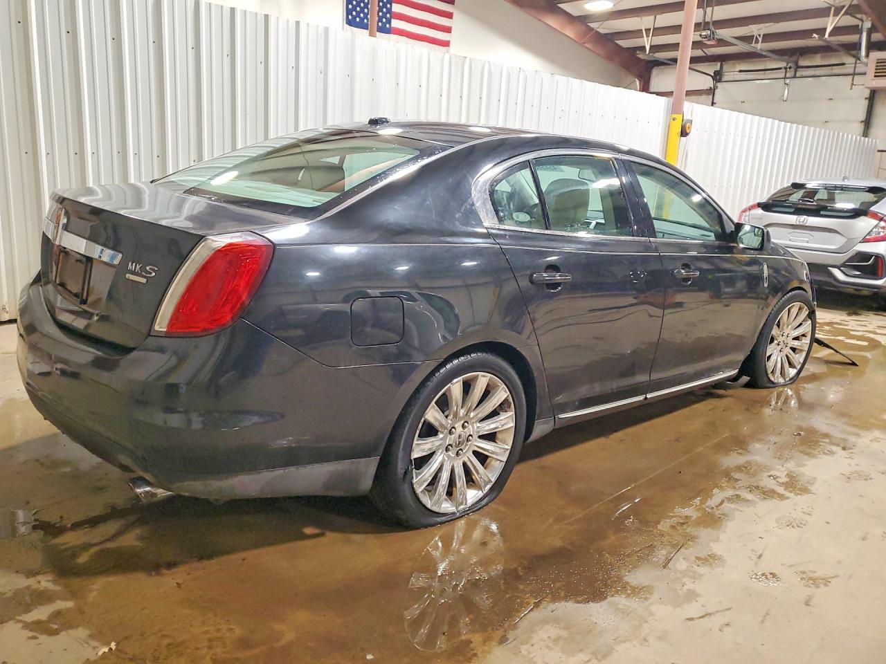 2011 Lincoln Mks - Фото 3