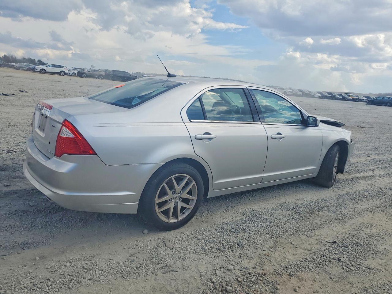 2012 Ford Fusion Sel - Image 3
