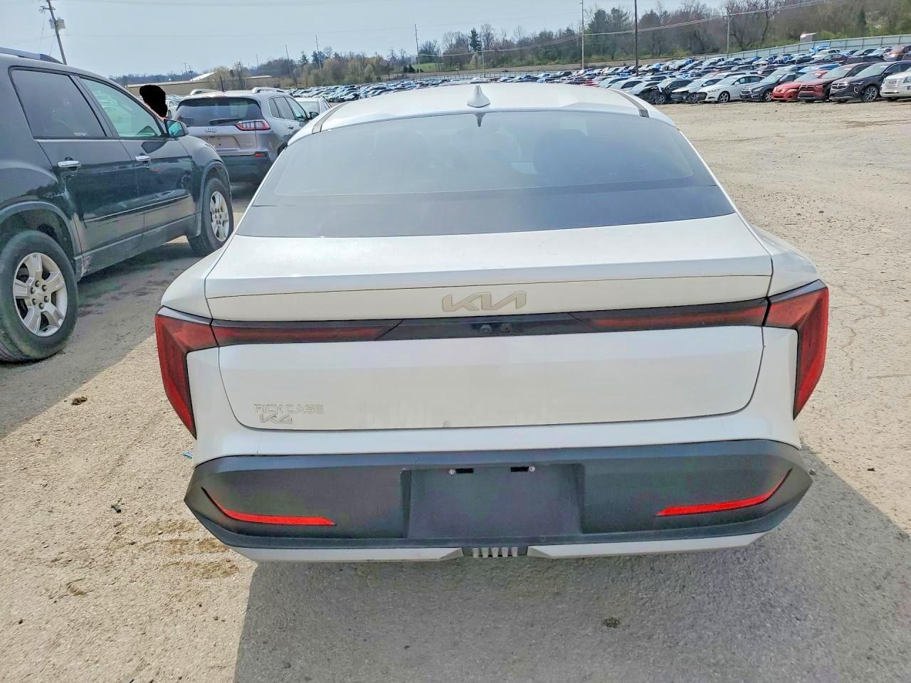 2025 Kia K4 Ex - Фото 6