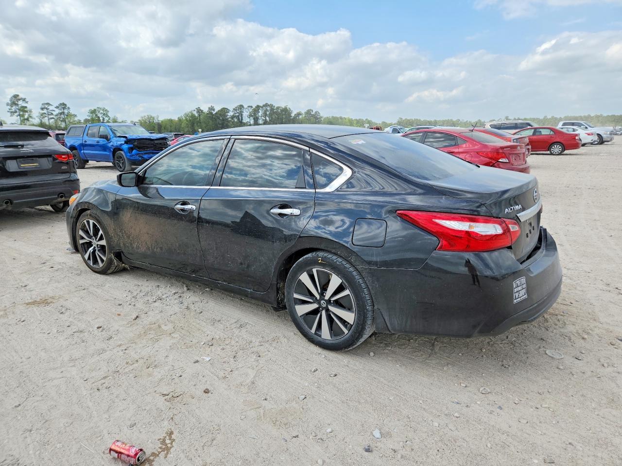 2017 Nissan Altima 2.5 S - Фото 2