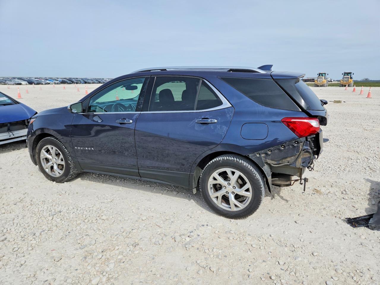 2019 Chevrolet Equinox Premier - Фото 2