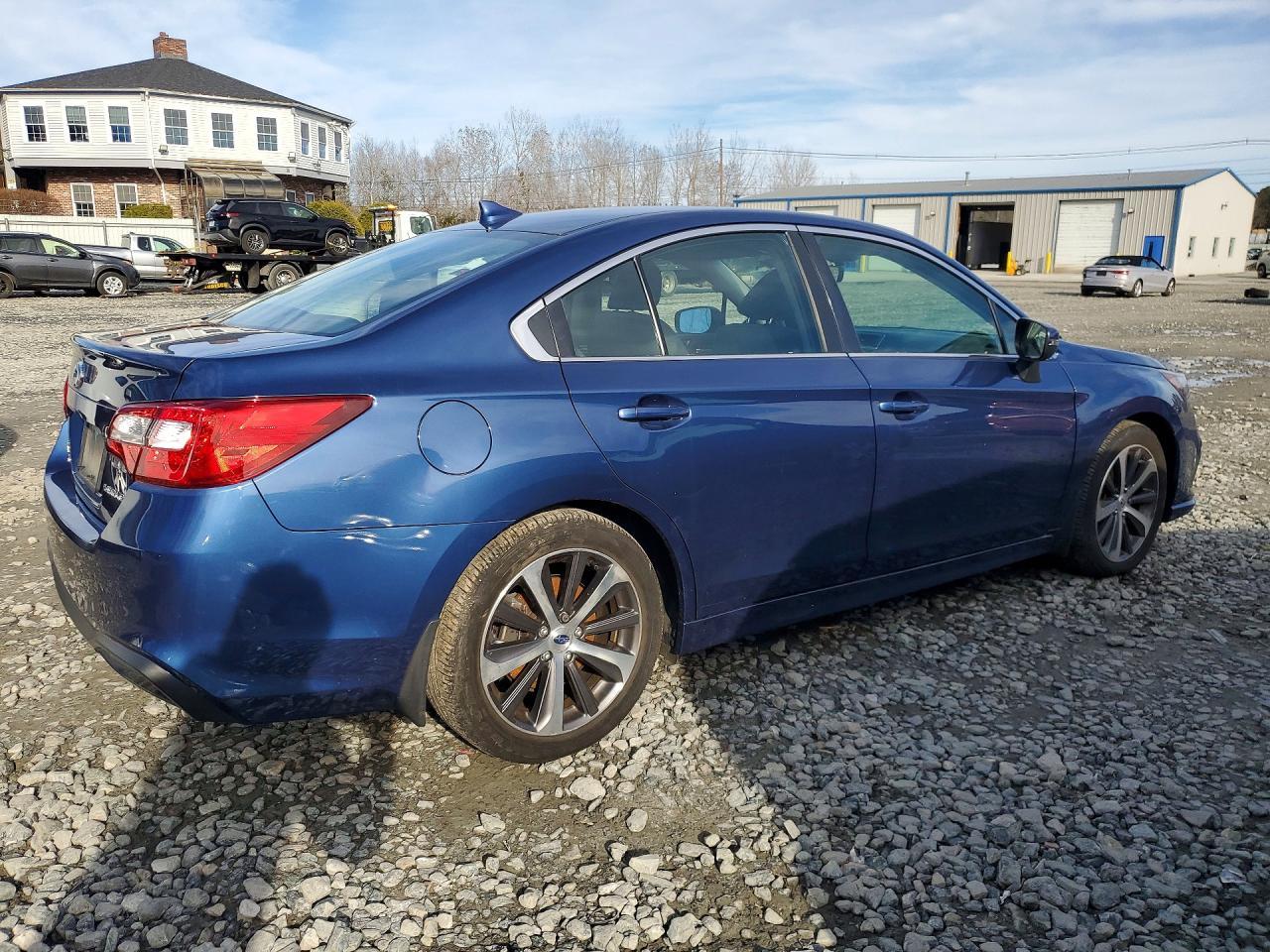 2019 Subaru Legacy 2.5I Limited - Фото 3