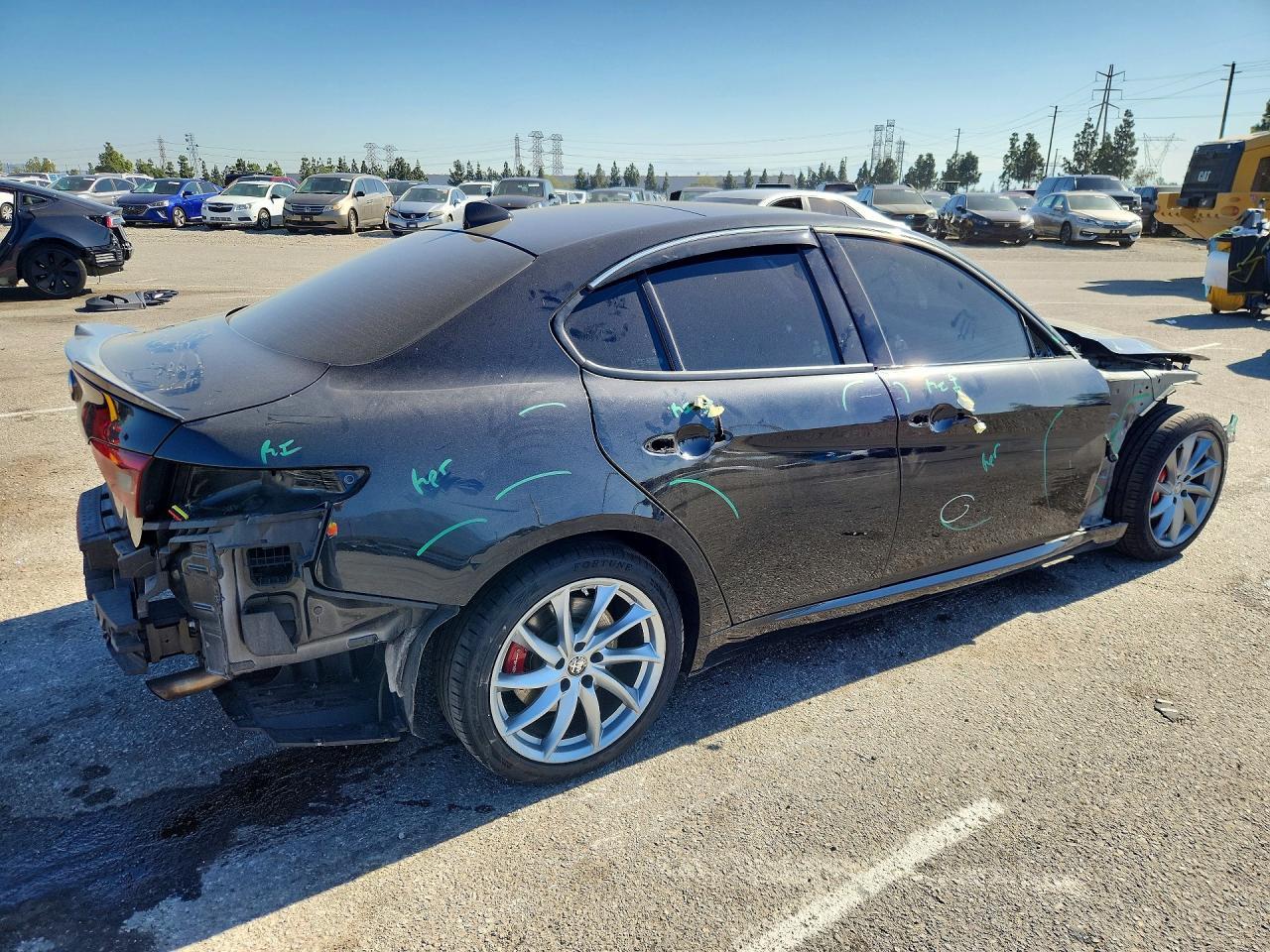 2022 Alfa Romeo Giulia Super - Image 3