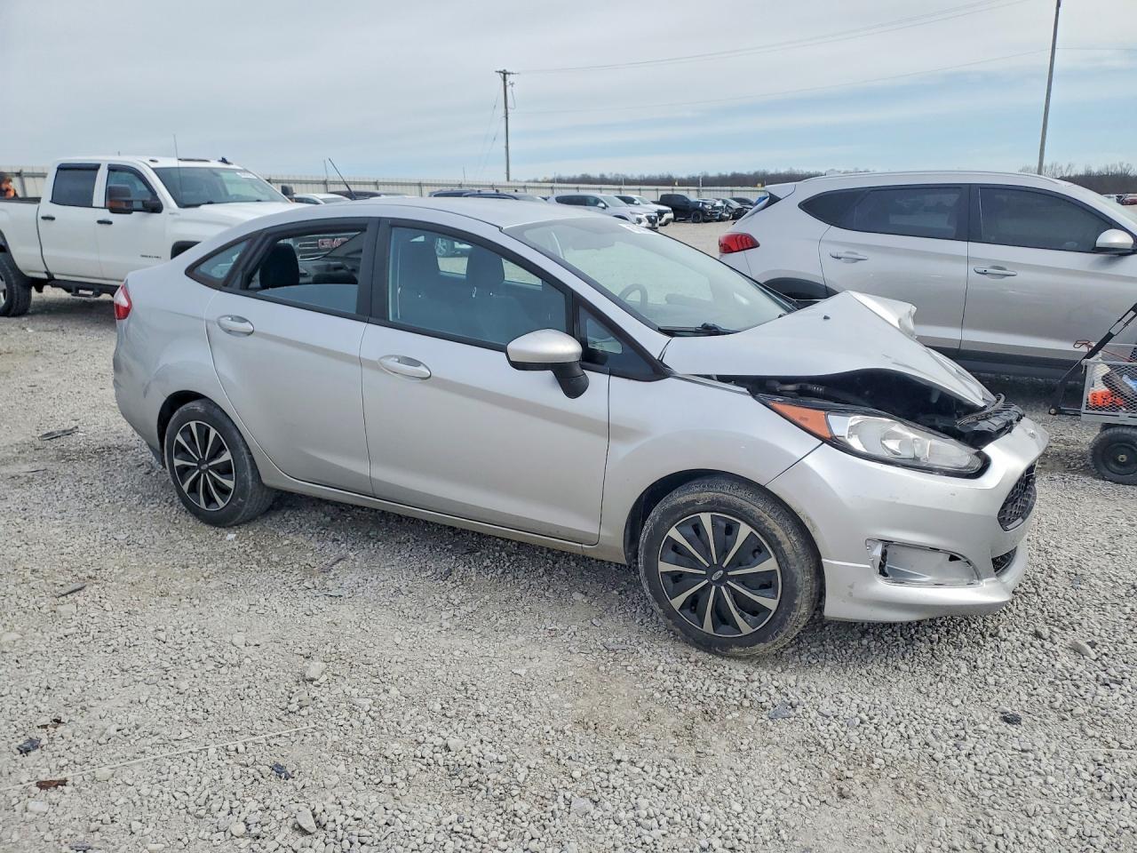 2017 Ford Fiesta S - Фото 4