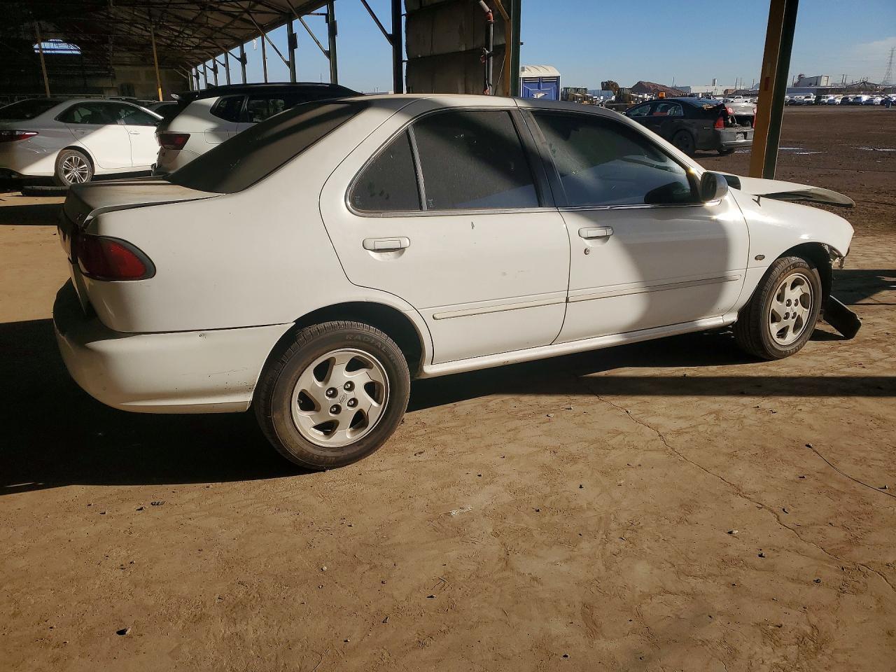 1999 Nissan Sentra Xe - Image 3