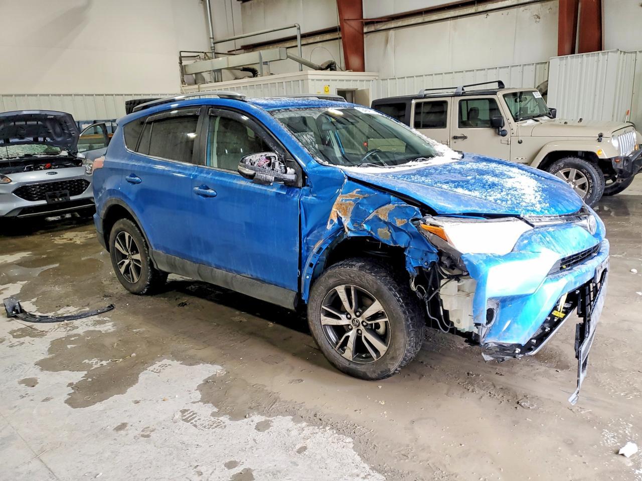 2017 Toyota Rav4 Xle - Image 4
