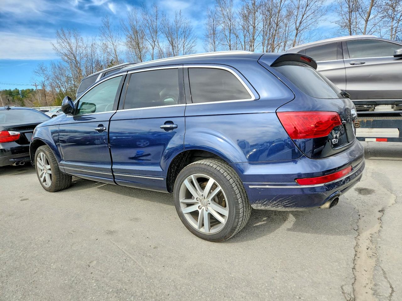 2014 Audi Q7 Premium Plus - Image 2