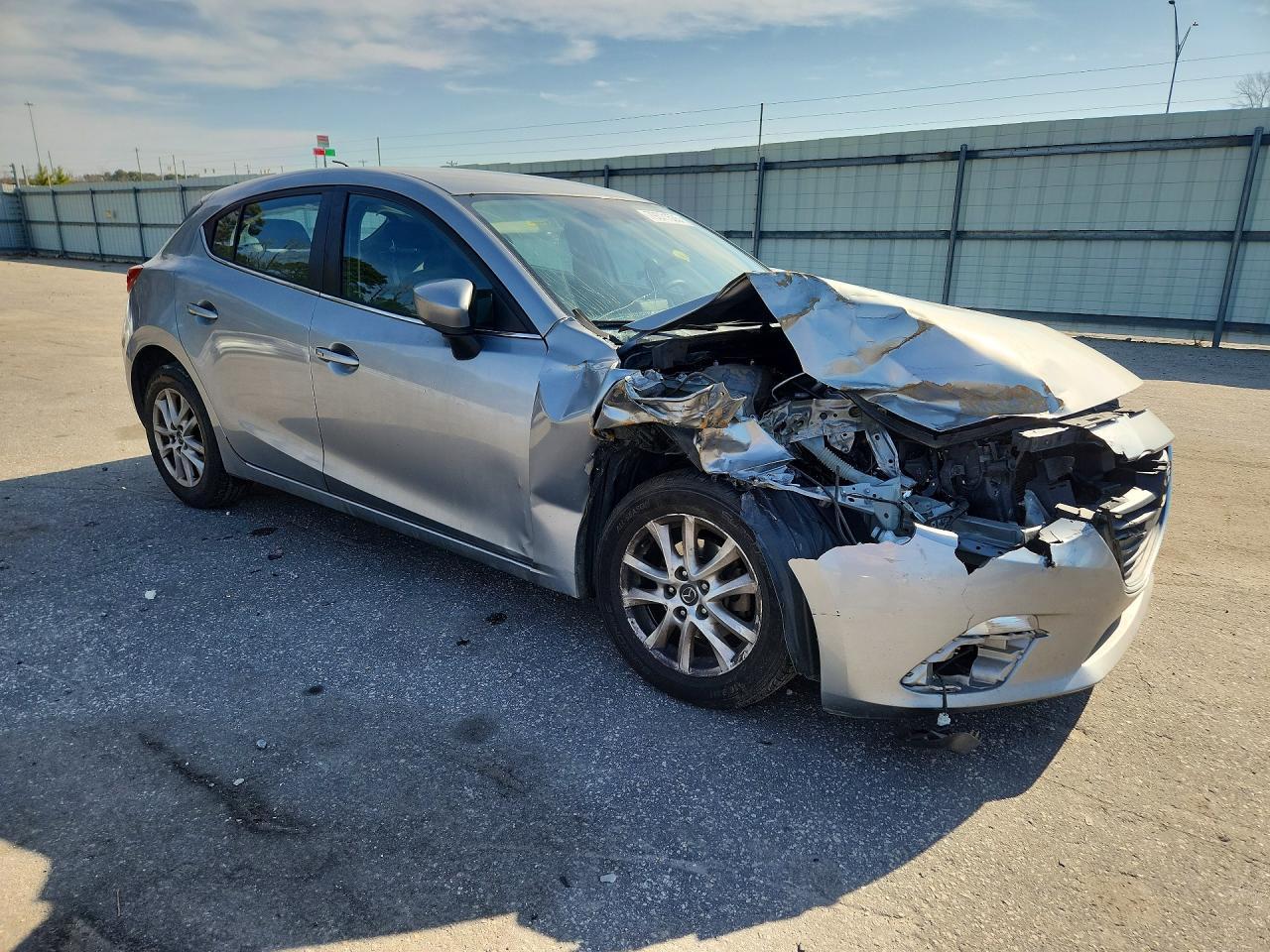 2014 Mazda 3 Touring - Фото 4