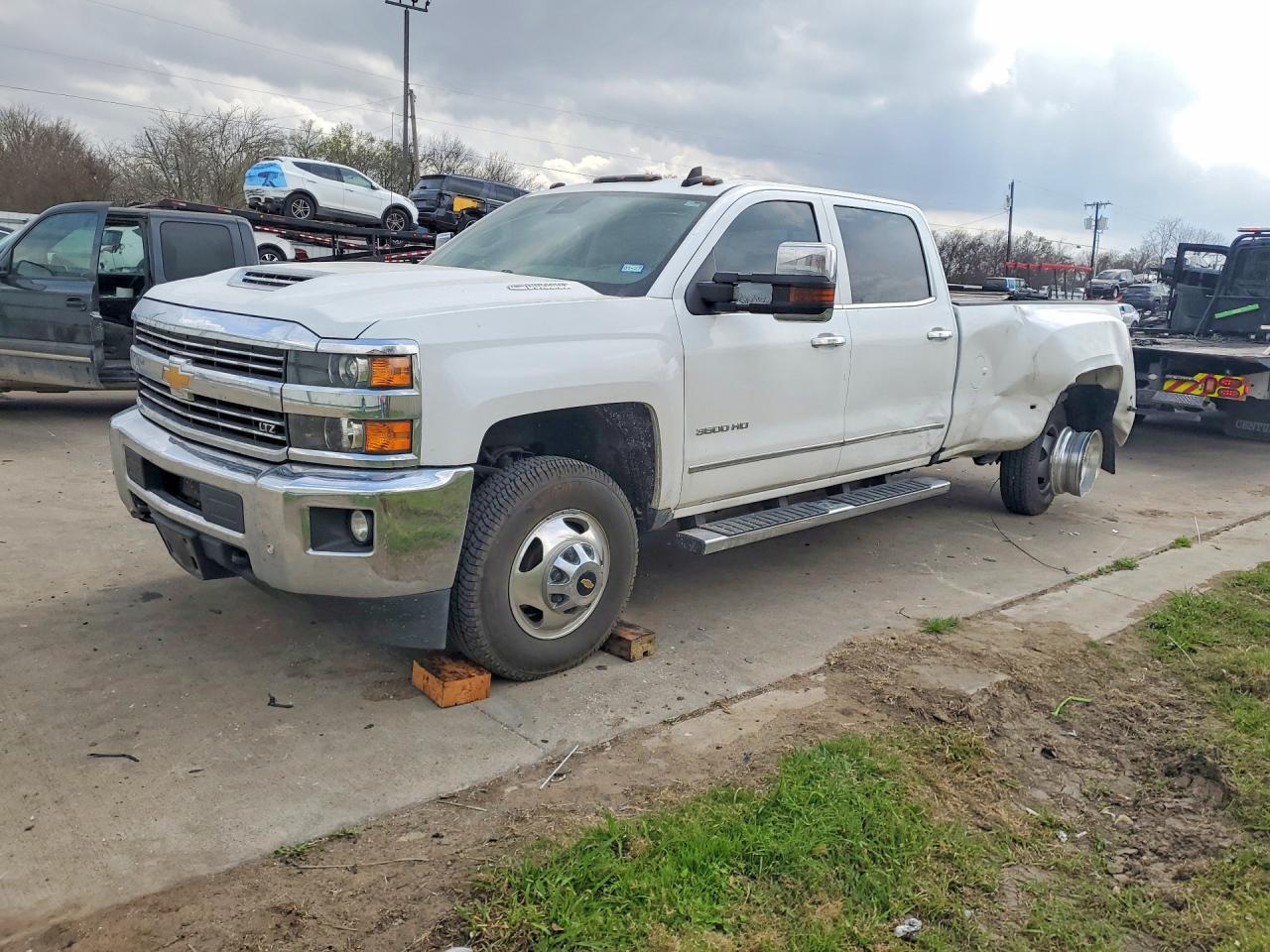 2018 Chevrolet Silverado K3500 Ltz