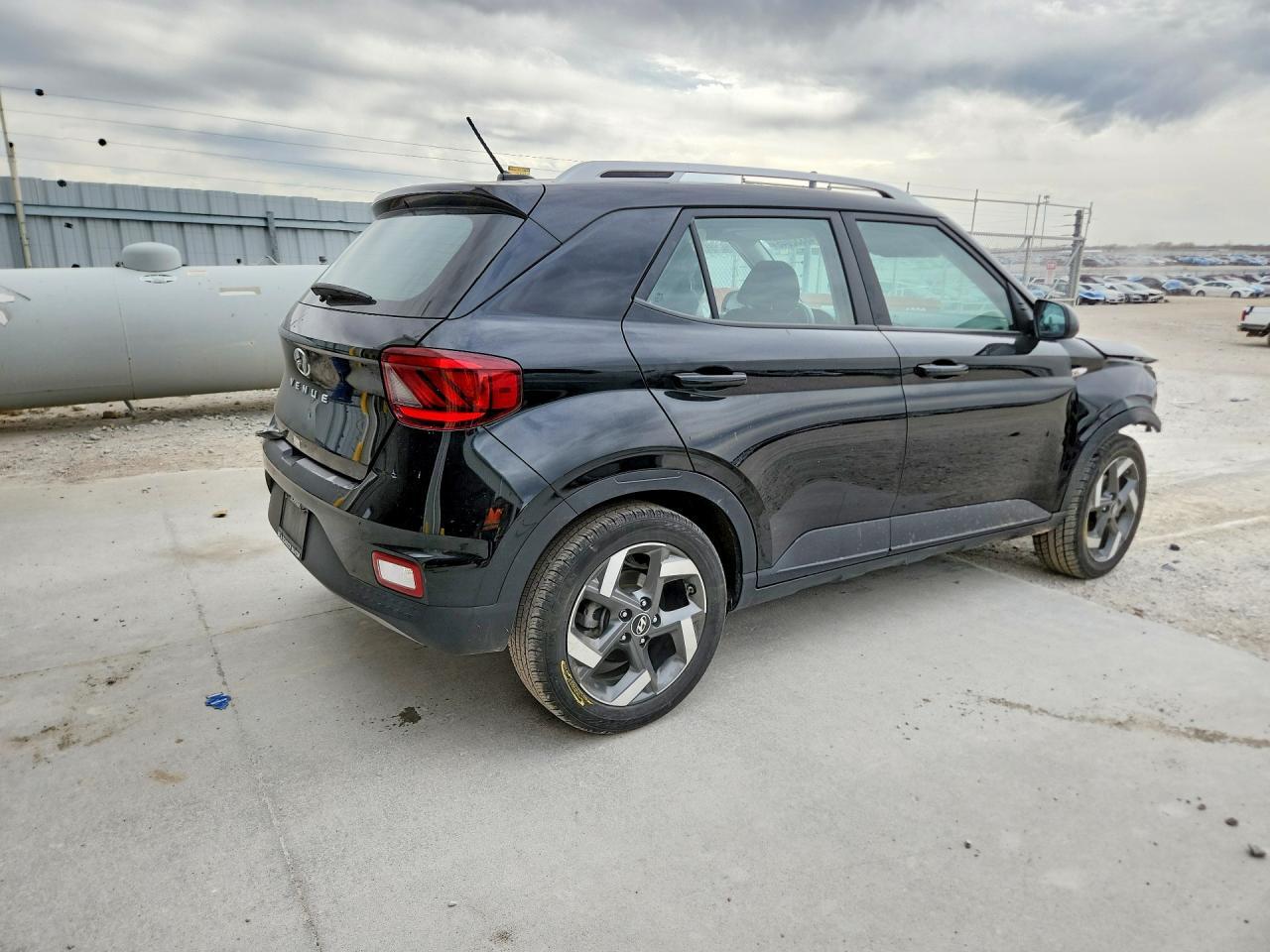 2024 Hyundai Venue Sel - Фото 3