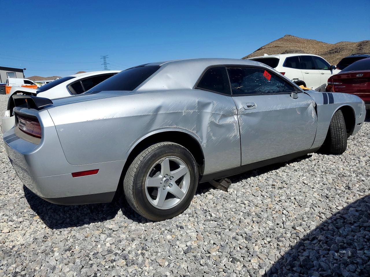 2010 Dodge Challenger Se - Image 3