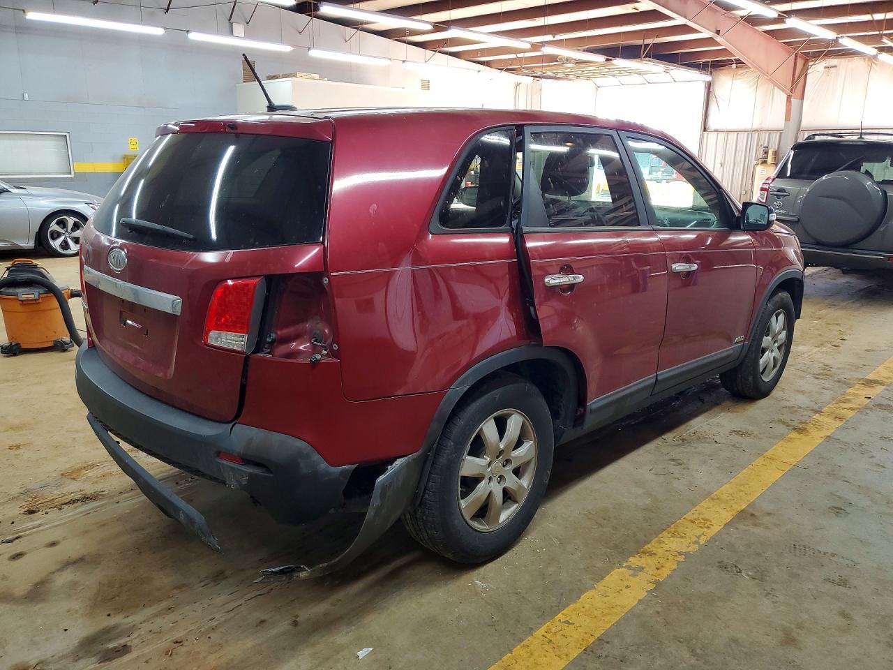 2011 Kia Sorento Lx - Фото 3