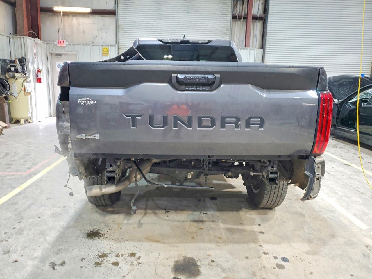2023 Toyota Tundra Double Cab Sr - Фото 6