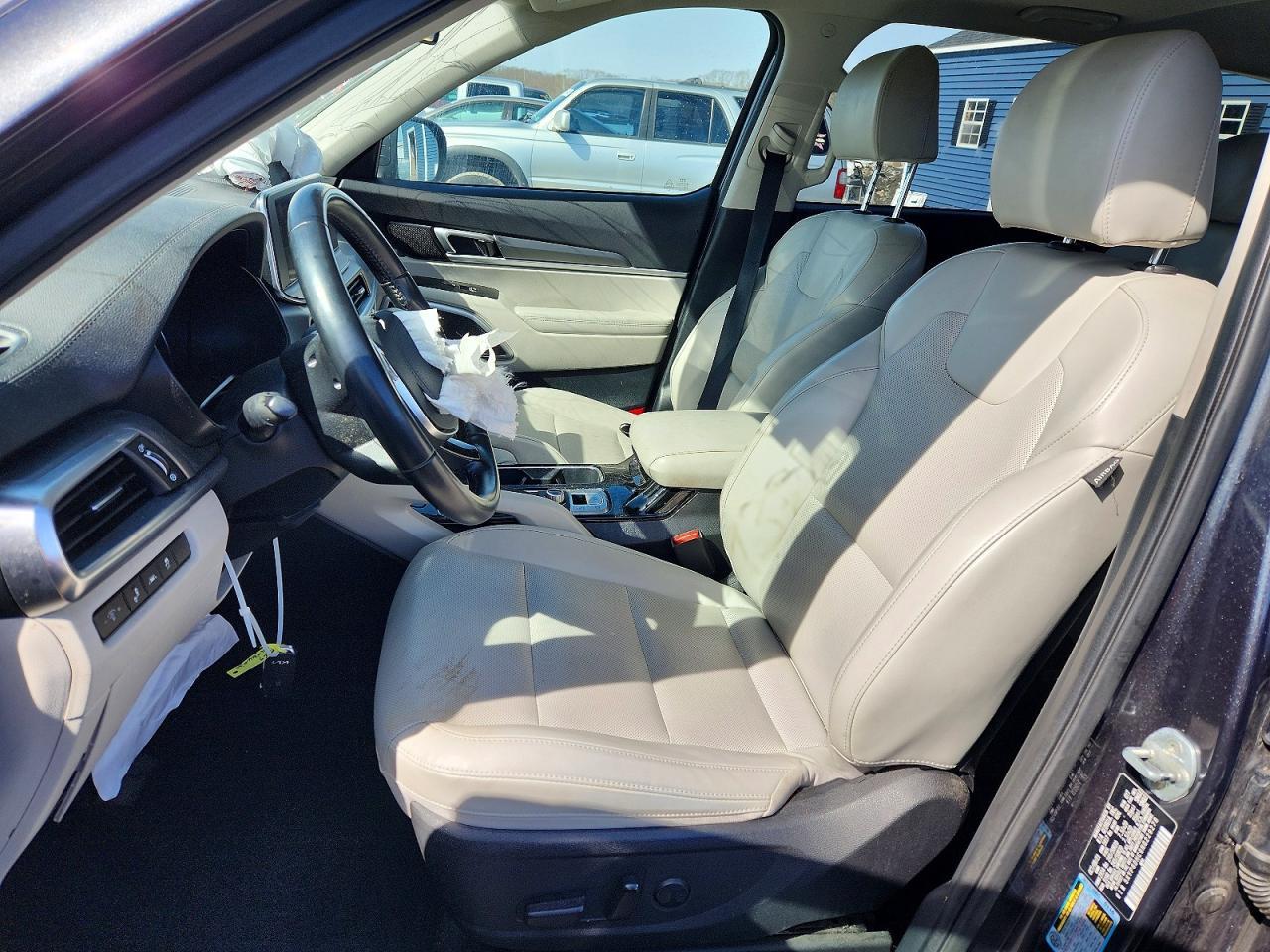 2022 Kia Telluride S - Image 7