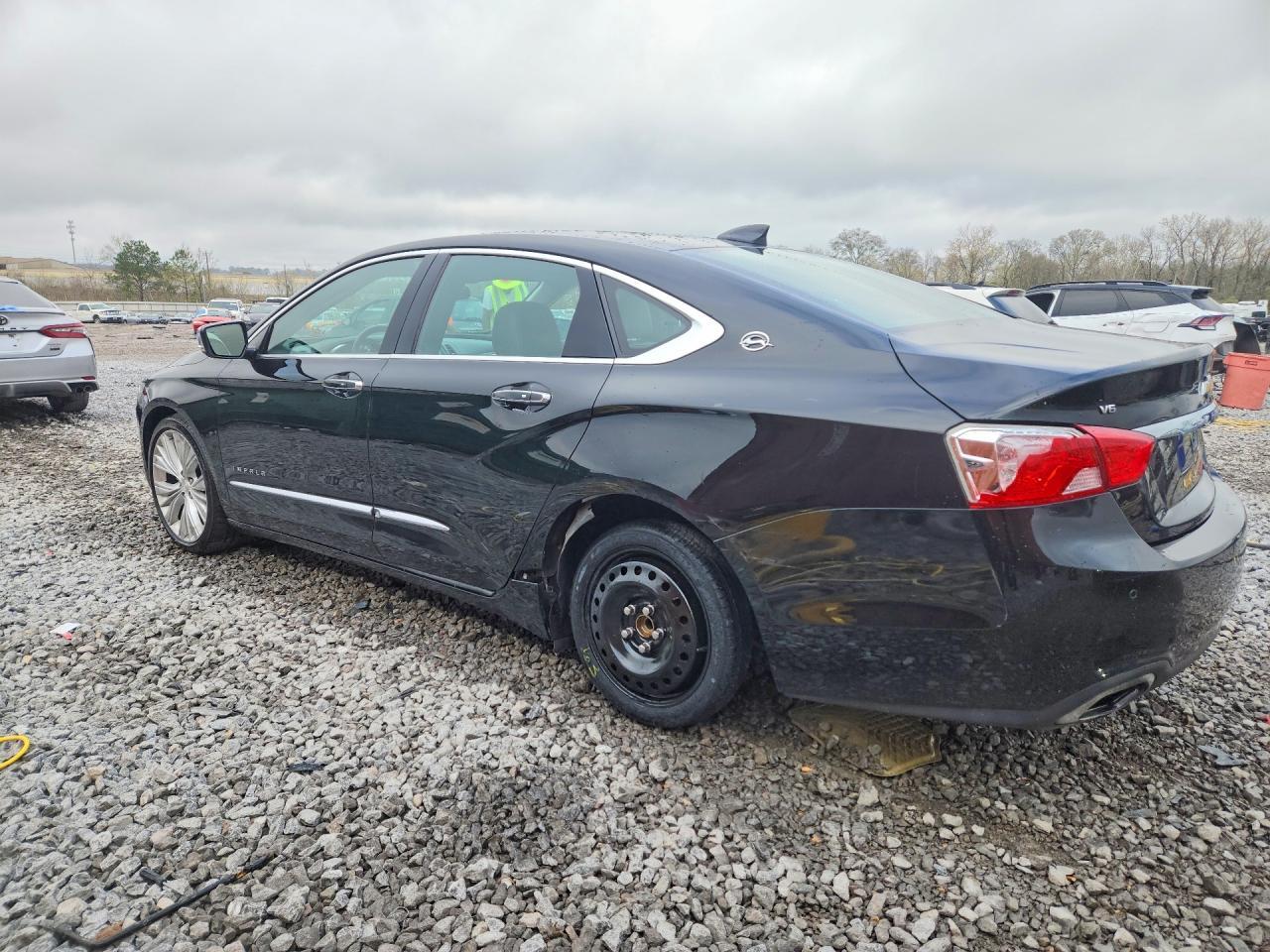 2018 Chevrolet Impala Premier - Image 2