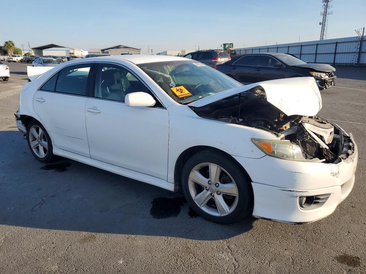 2010 Toyota Camry Se - Фото 4