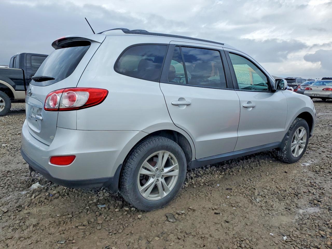 2012 Hyundai Santa Fe Se - Image 3