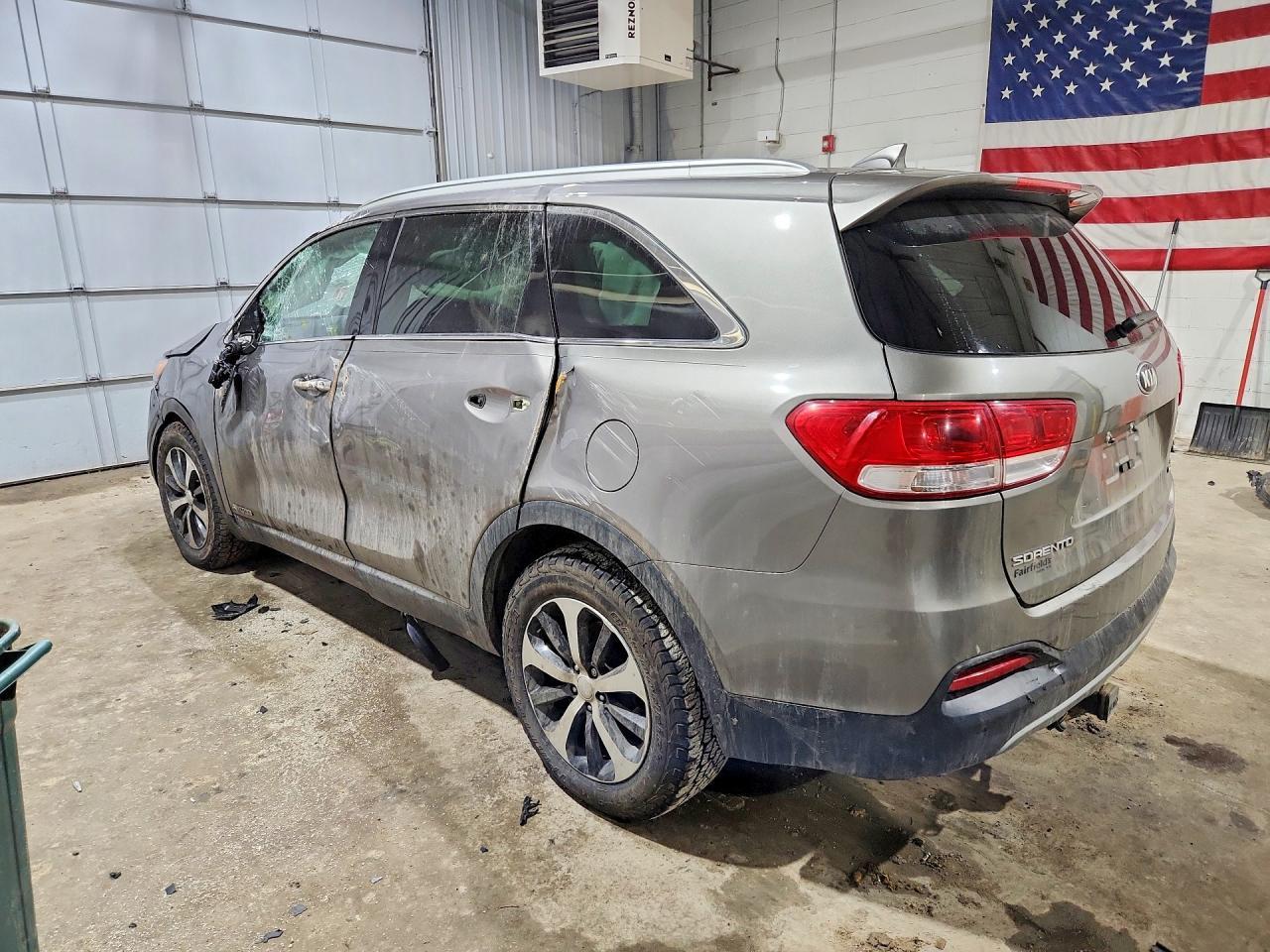 2017 Kia Sorento Ex V6 - Image 2