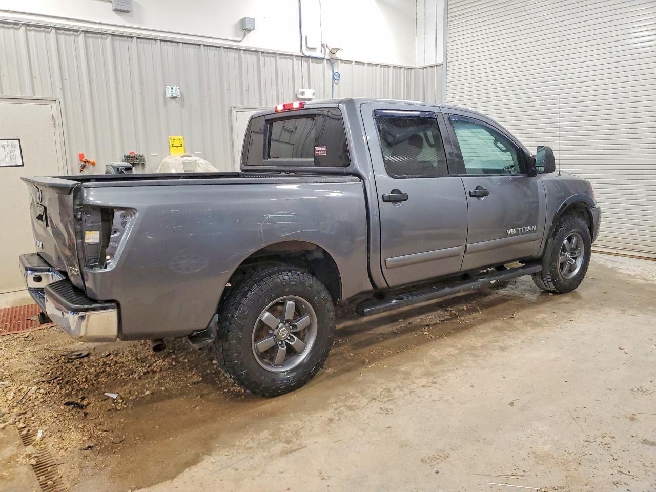 2014 Nissan Titan Sv - Фото 3