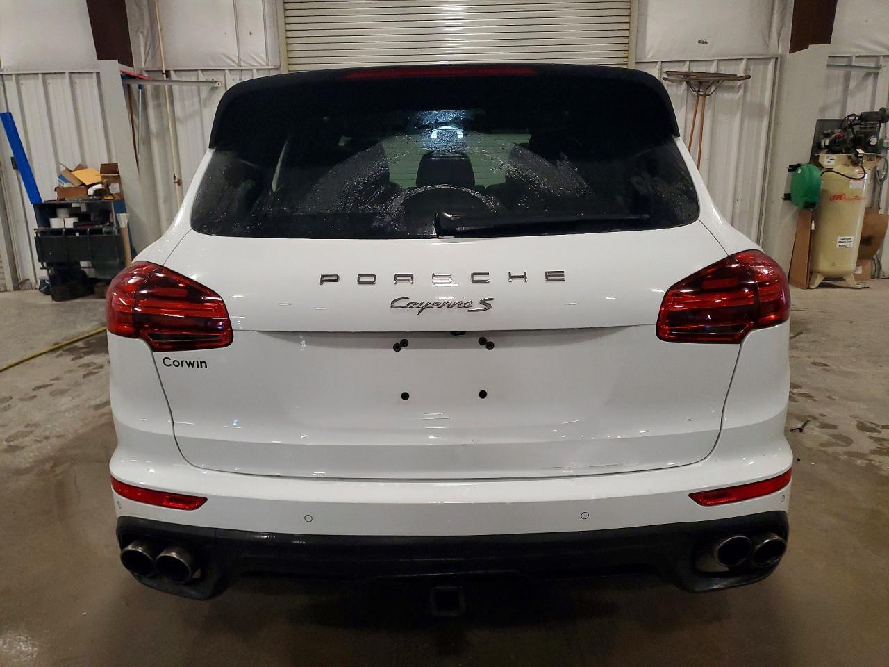 2015 Porsche Cayenne S - Фото 6
