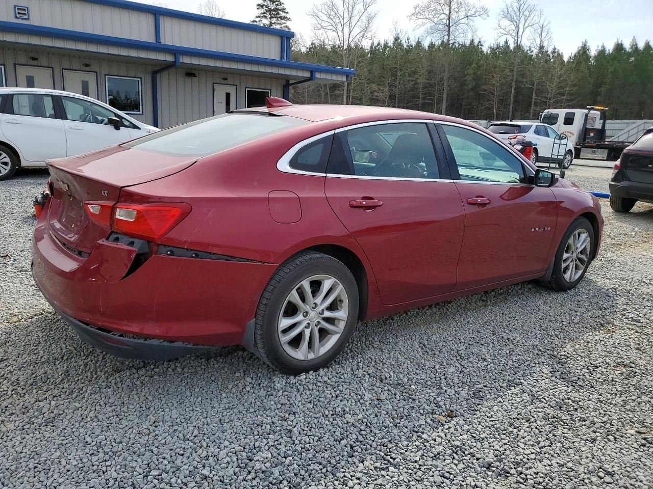 2017 Chevrolet Malibu Lt - Image 3