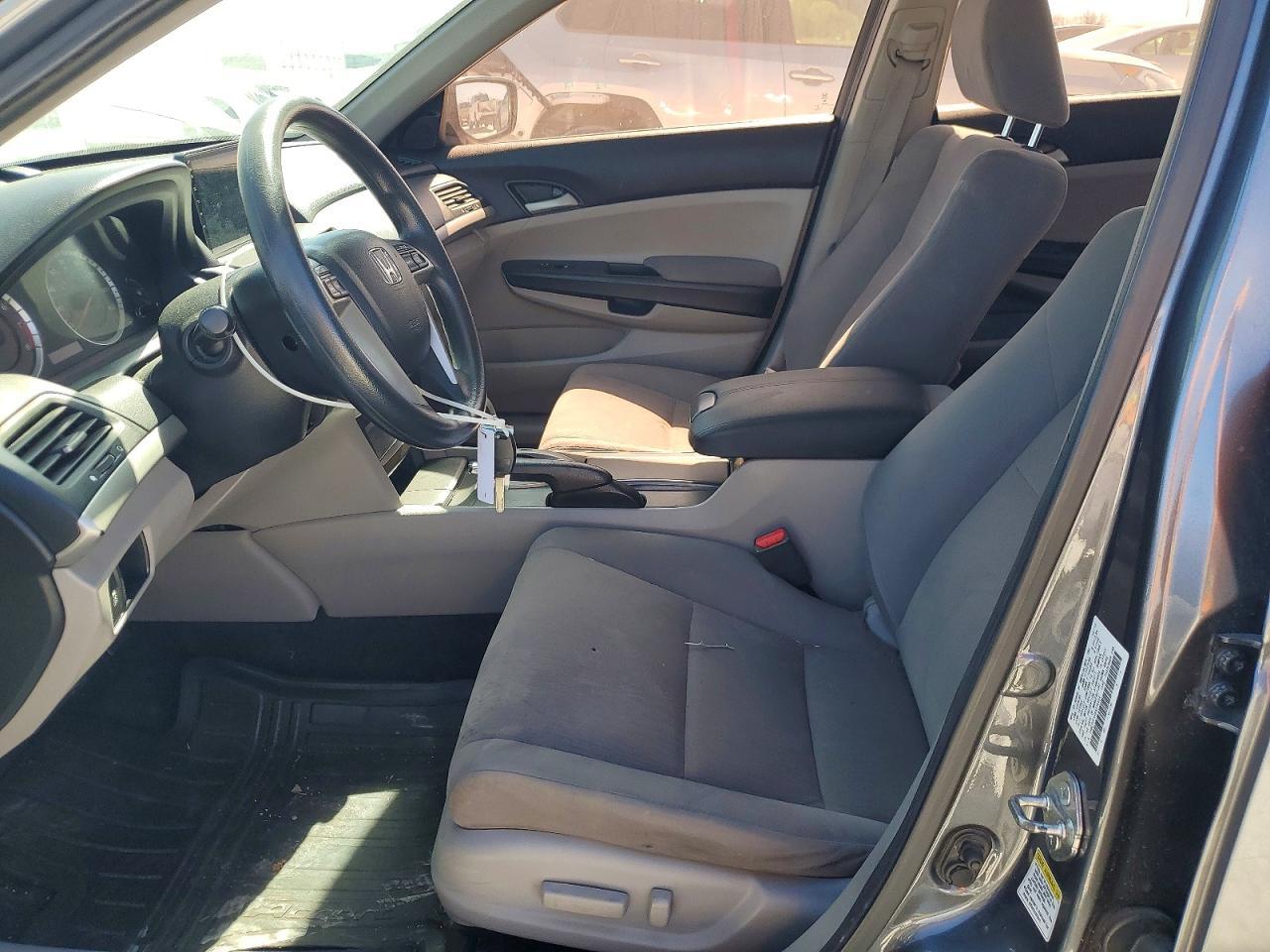 2011 Honda Accord Lxp - Image 7