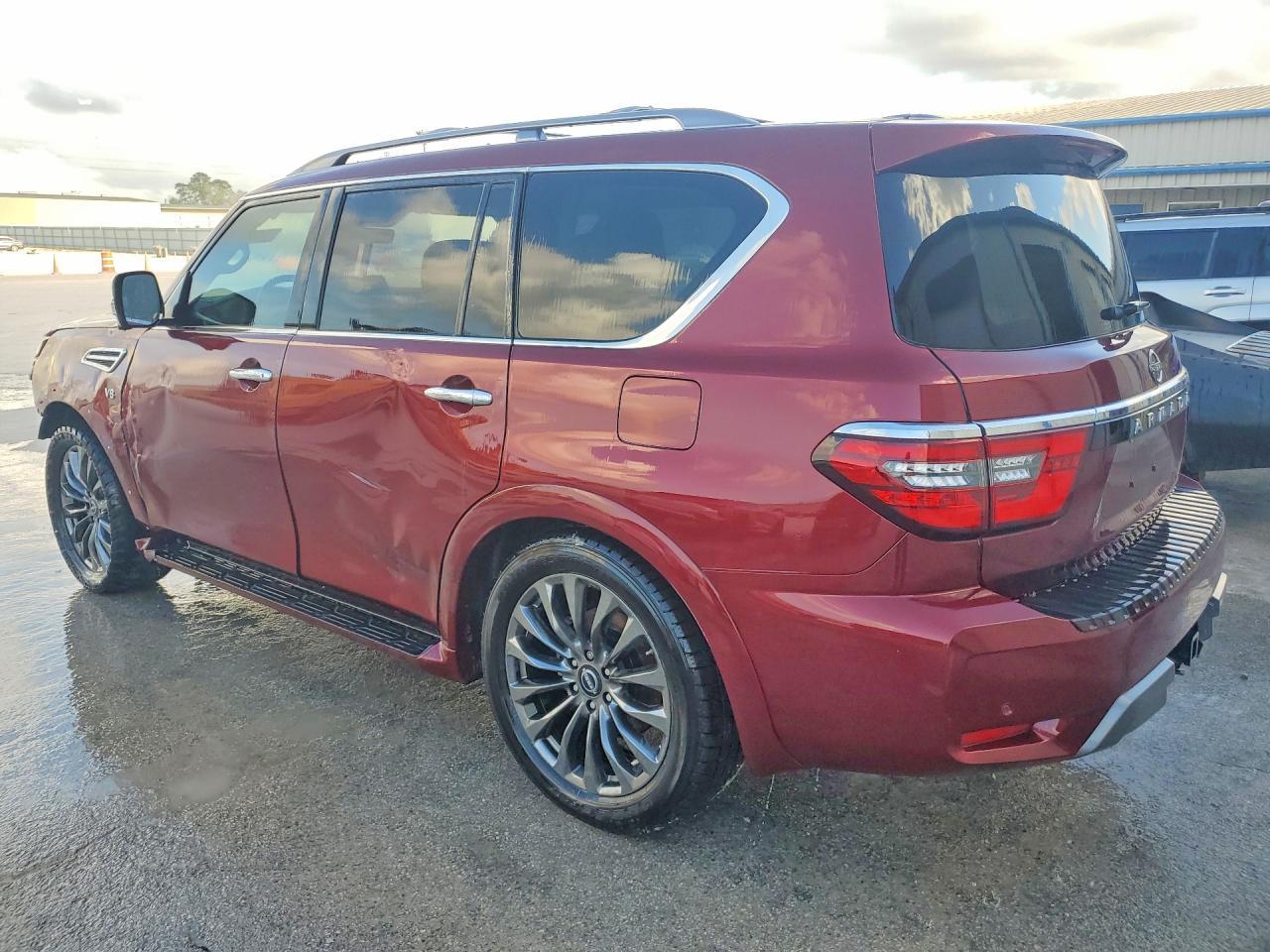 2021 Nissan Armada Platinum - Фото 2