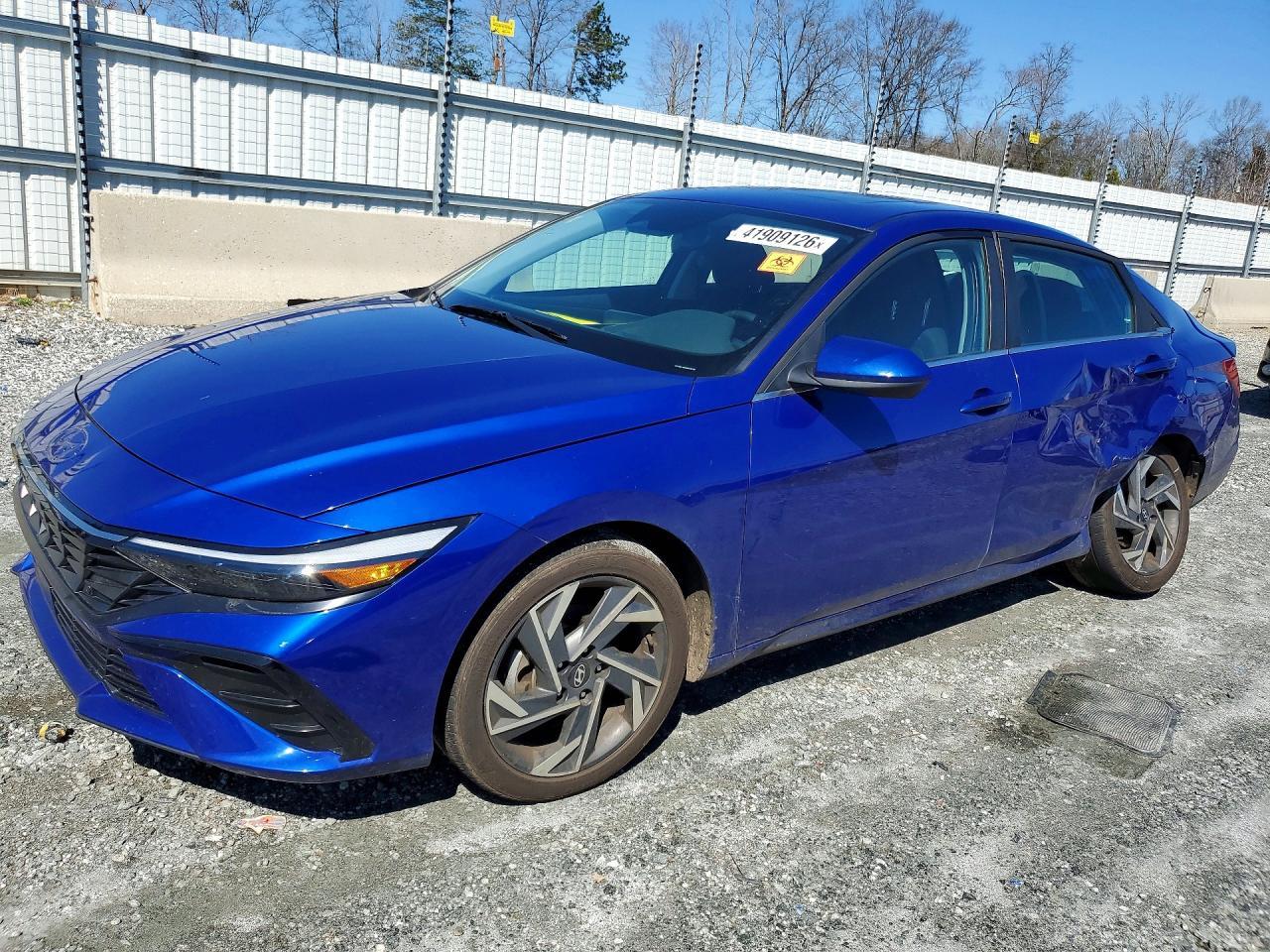 2025 Hyundai Elantra Sel Convenience