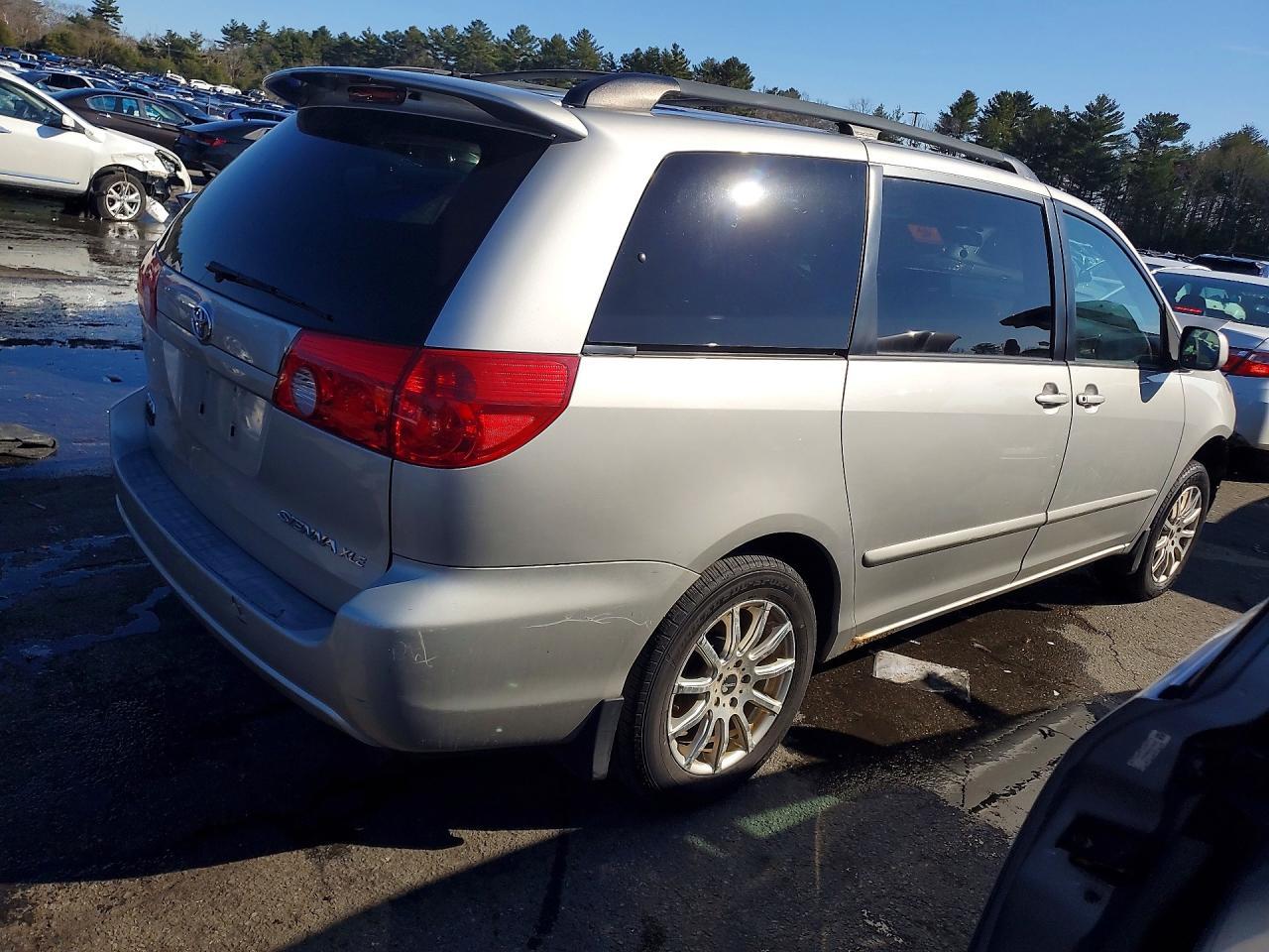2006 Toyota Sienna Xle 7 Passenger - Фото 3
