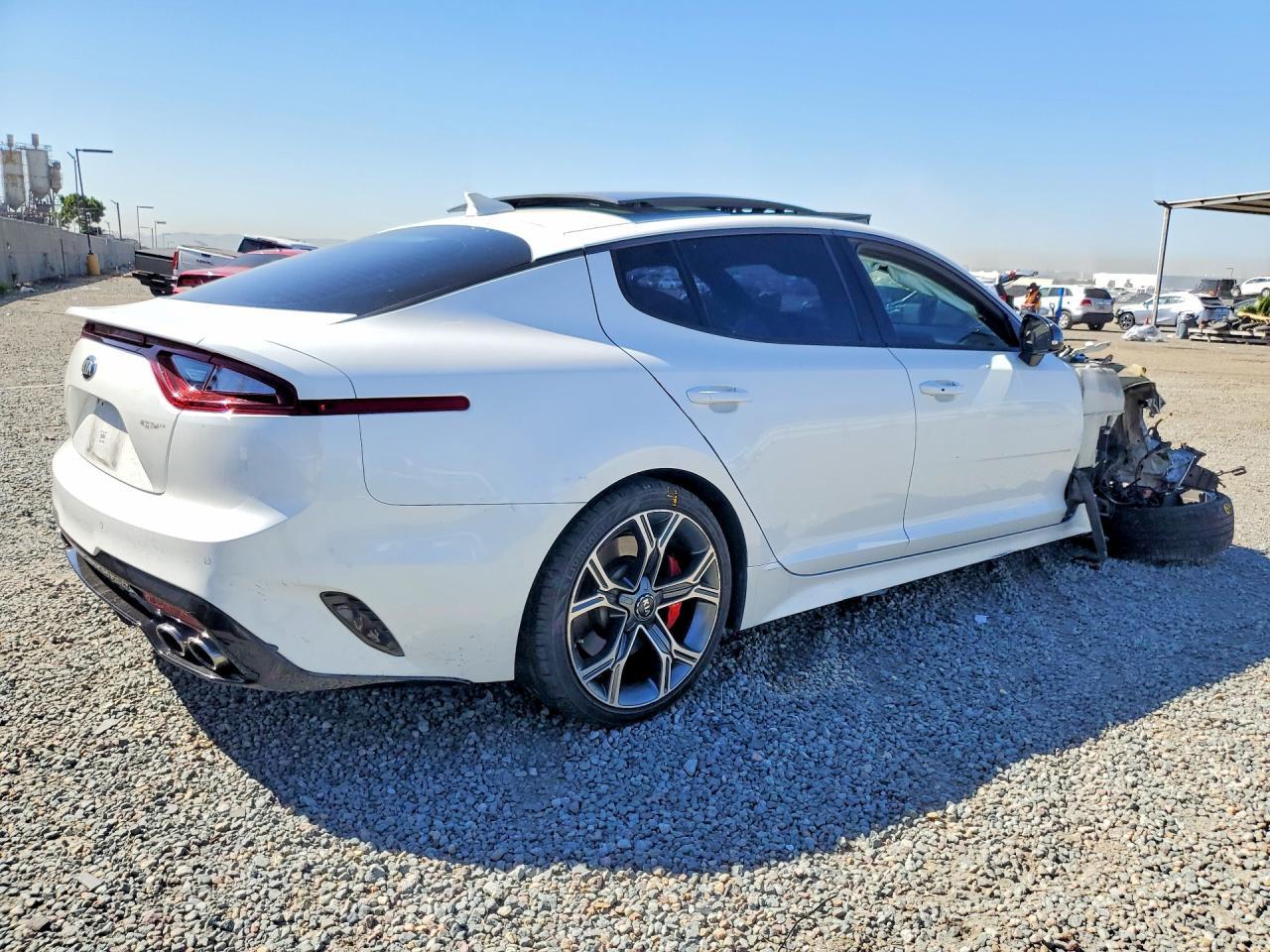 2018 Kia Stinger Gt2 - Фото 3