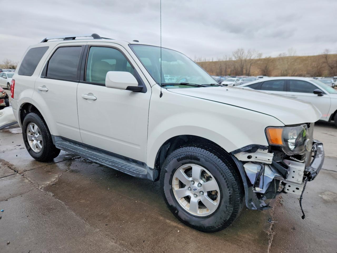 2010 Ford Escape Limited - Image 4