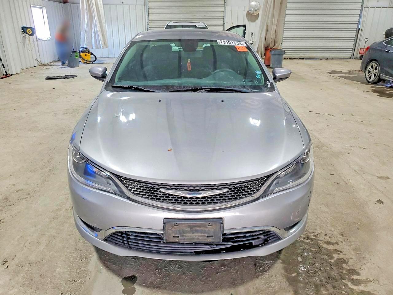 2015 Chrysler 200 Limited - Фото 5