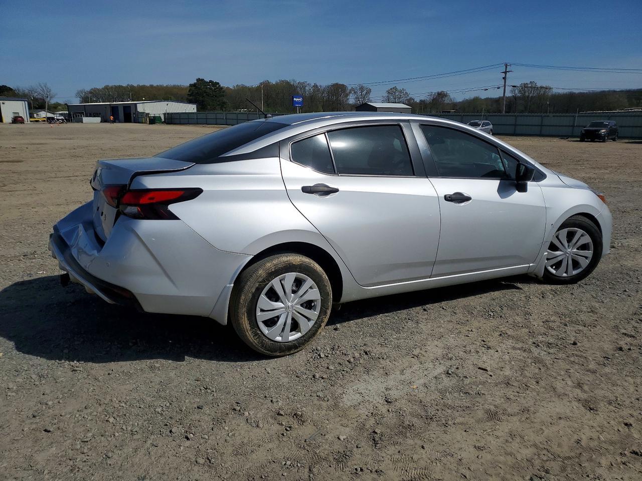 2024 Nissan Versa S - Фото 3