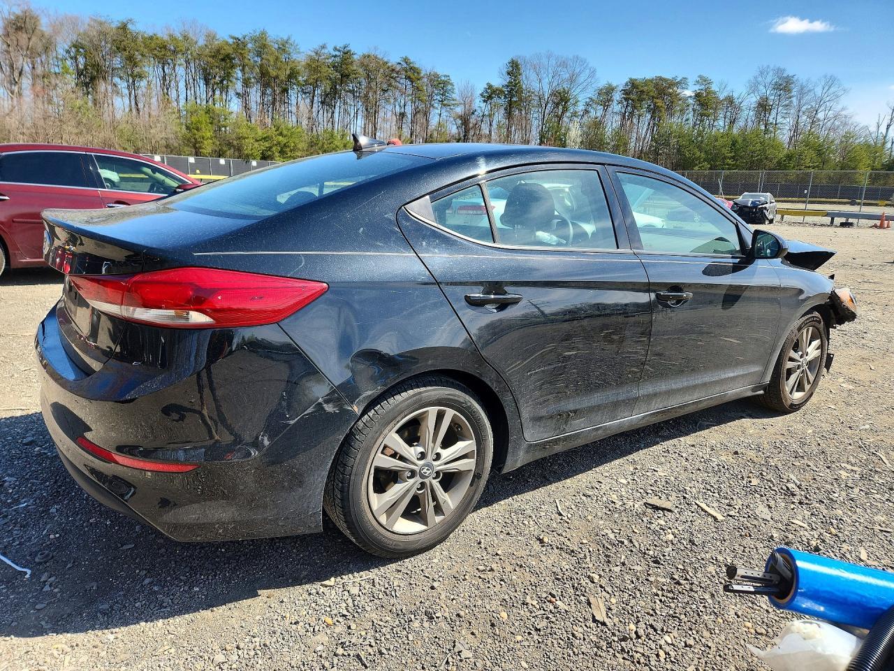 2018 Hyundai Elantra Sel - Image 3