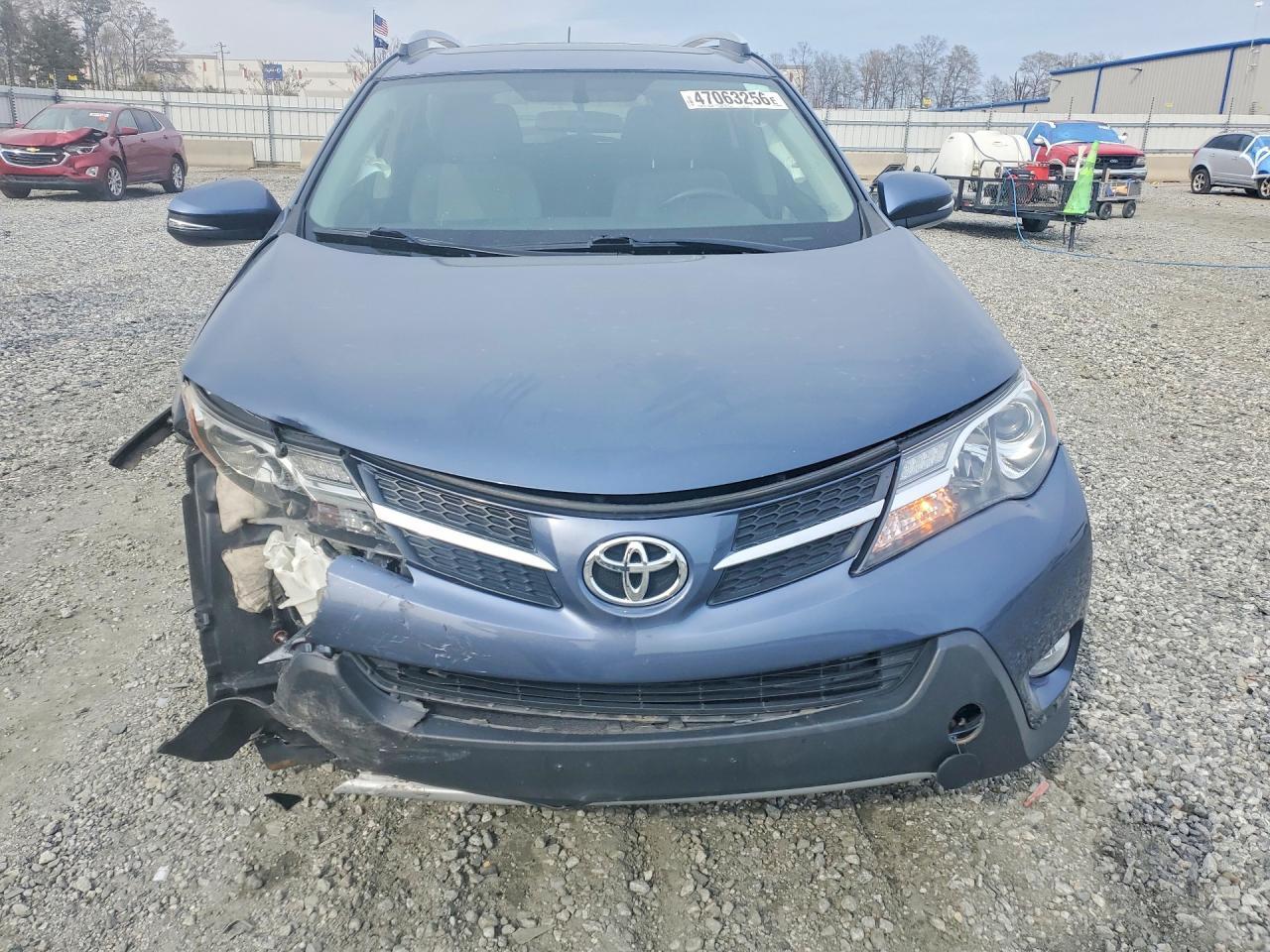 2014 Toyota Rav4 Xle - Image 5